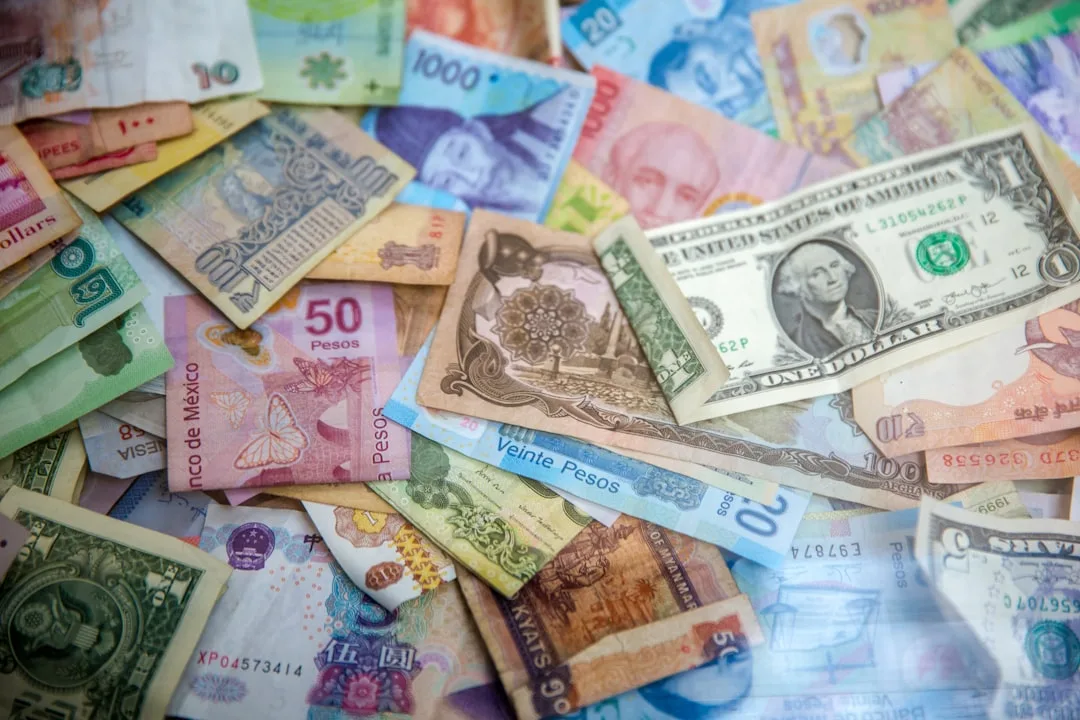 International payment and currency exchange